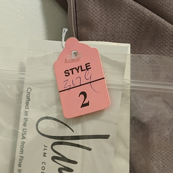 Noir by Lazaro dress. - Picture 3 of 3